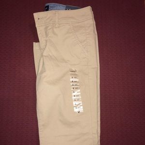 American eagle khakis NWT